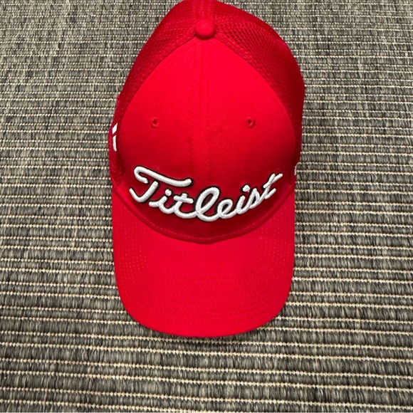 Titleist FootJoy Red Mesh Cap with White Logo - Picture 1 of 5
